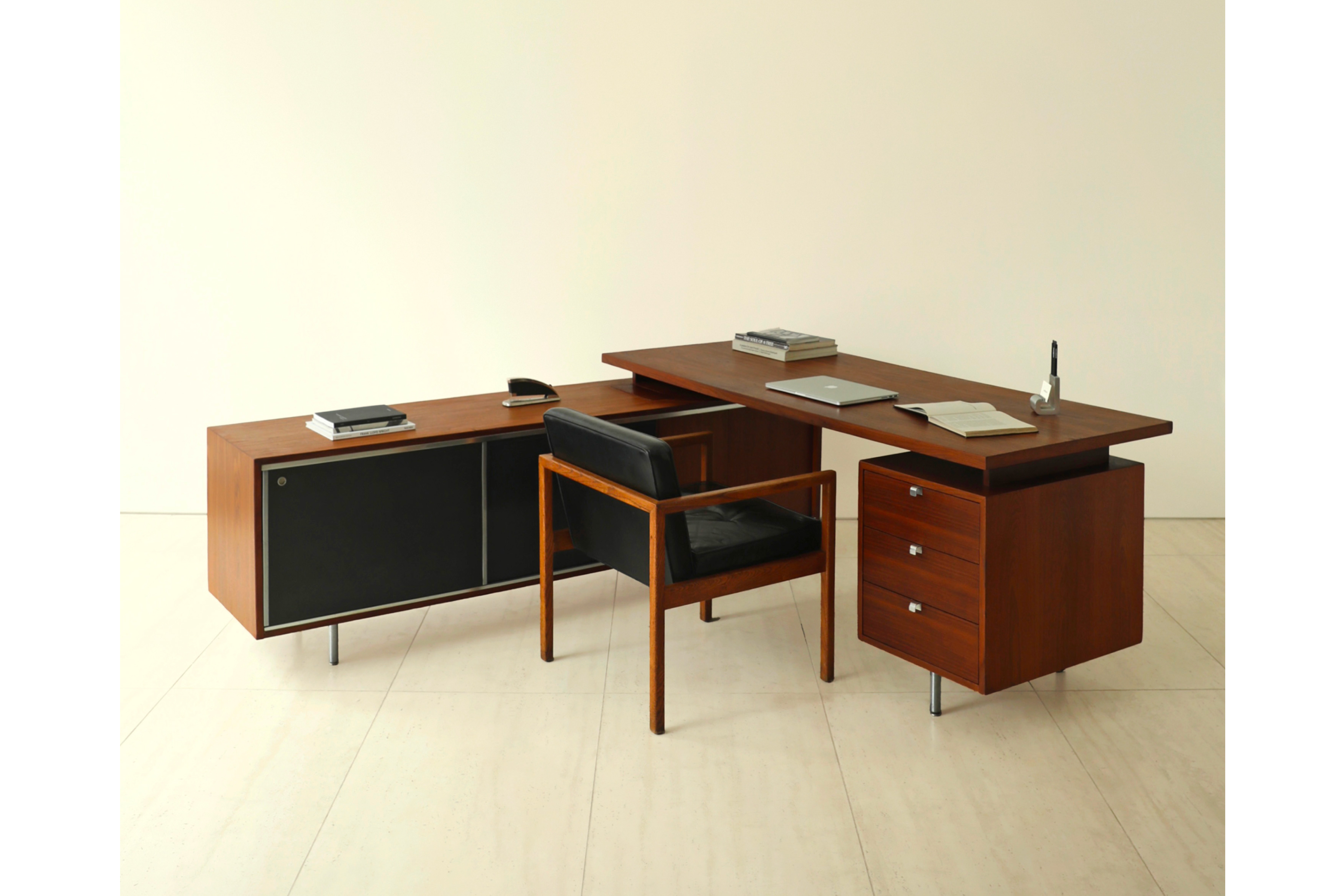 [Herman Miller] EOG L-Shape Desk | AndersonC | AndersonC