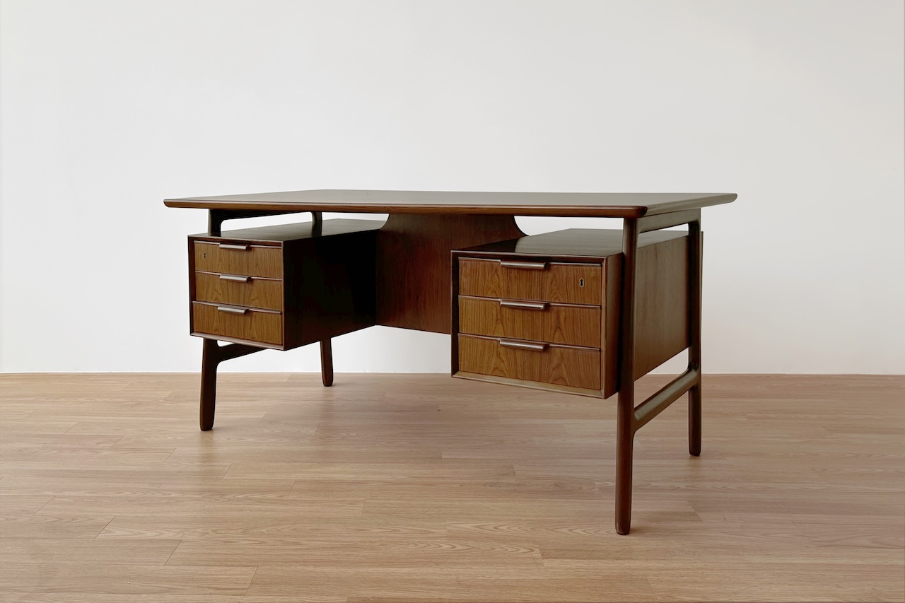 Model 75 Desk (Rosewood) | AndersonC | AndersonC
